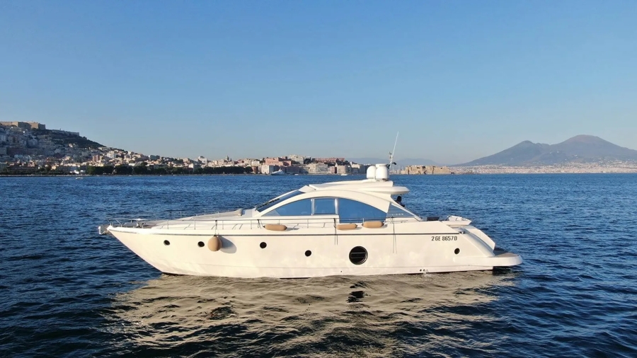   Yacht da 25m per Sardegna